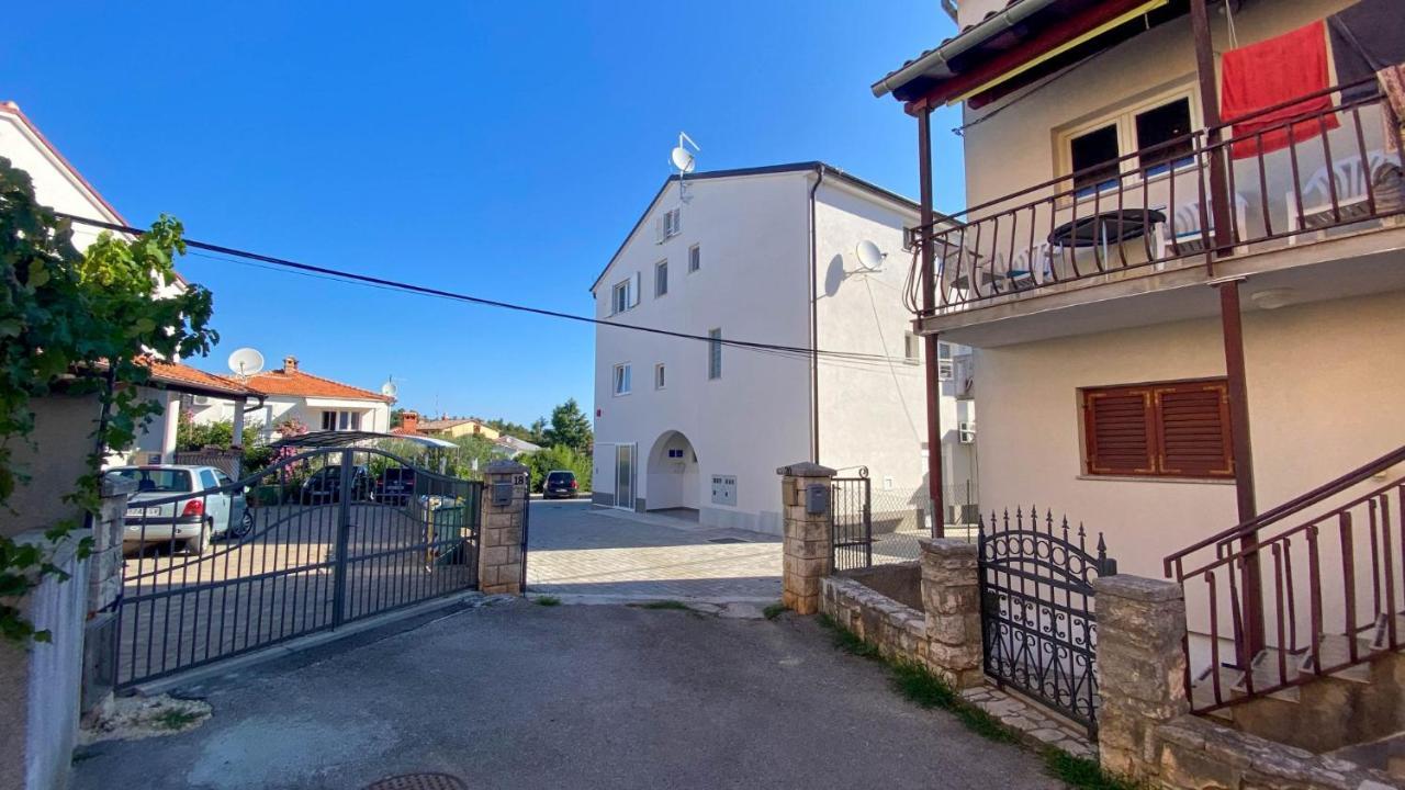 Apartments Korina & Dadi Rovinj Exterior foto